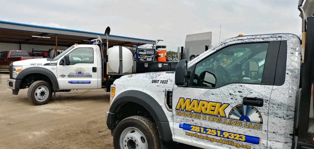 Precise straight-line concrete sawing — commercial floors (Photo 16)